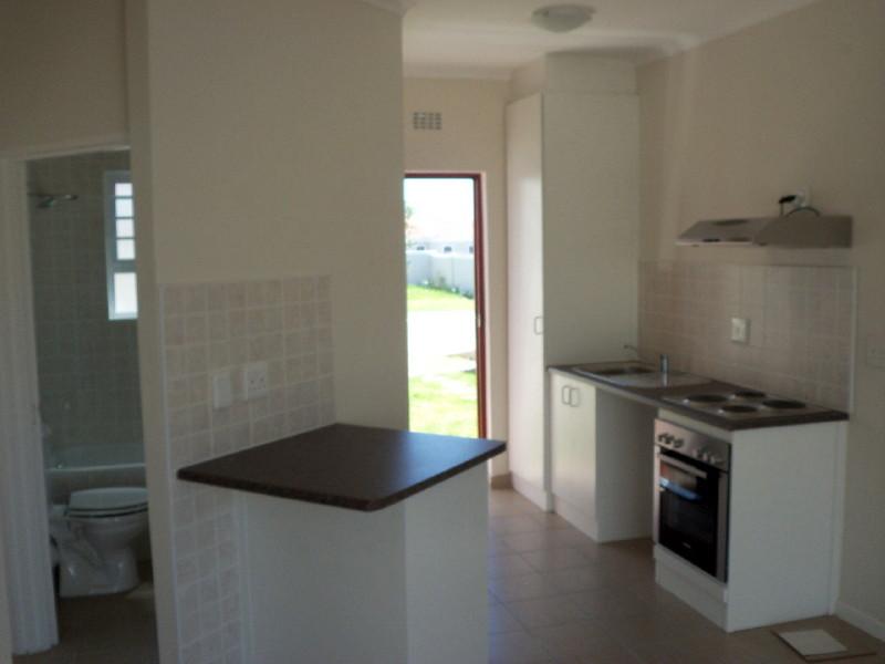 To Let 2 Bedroom Property for Rent in Highbury Western Cape